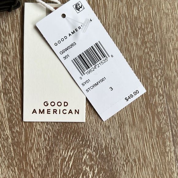 Good American Shine Perfect Fit Bottom in Stormy 001 - Picture 5 of 10